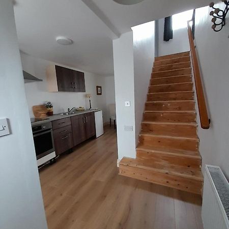 Central Town Apartment ウェックスフォード エクステリア 写真