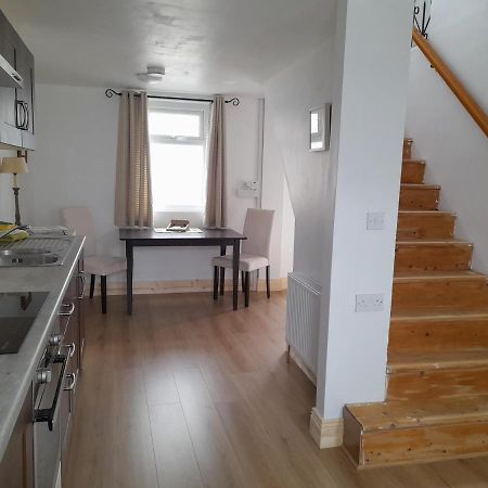 Central Town Apartment ウェックスフォード エクステリア 写真
