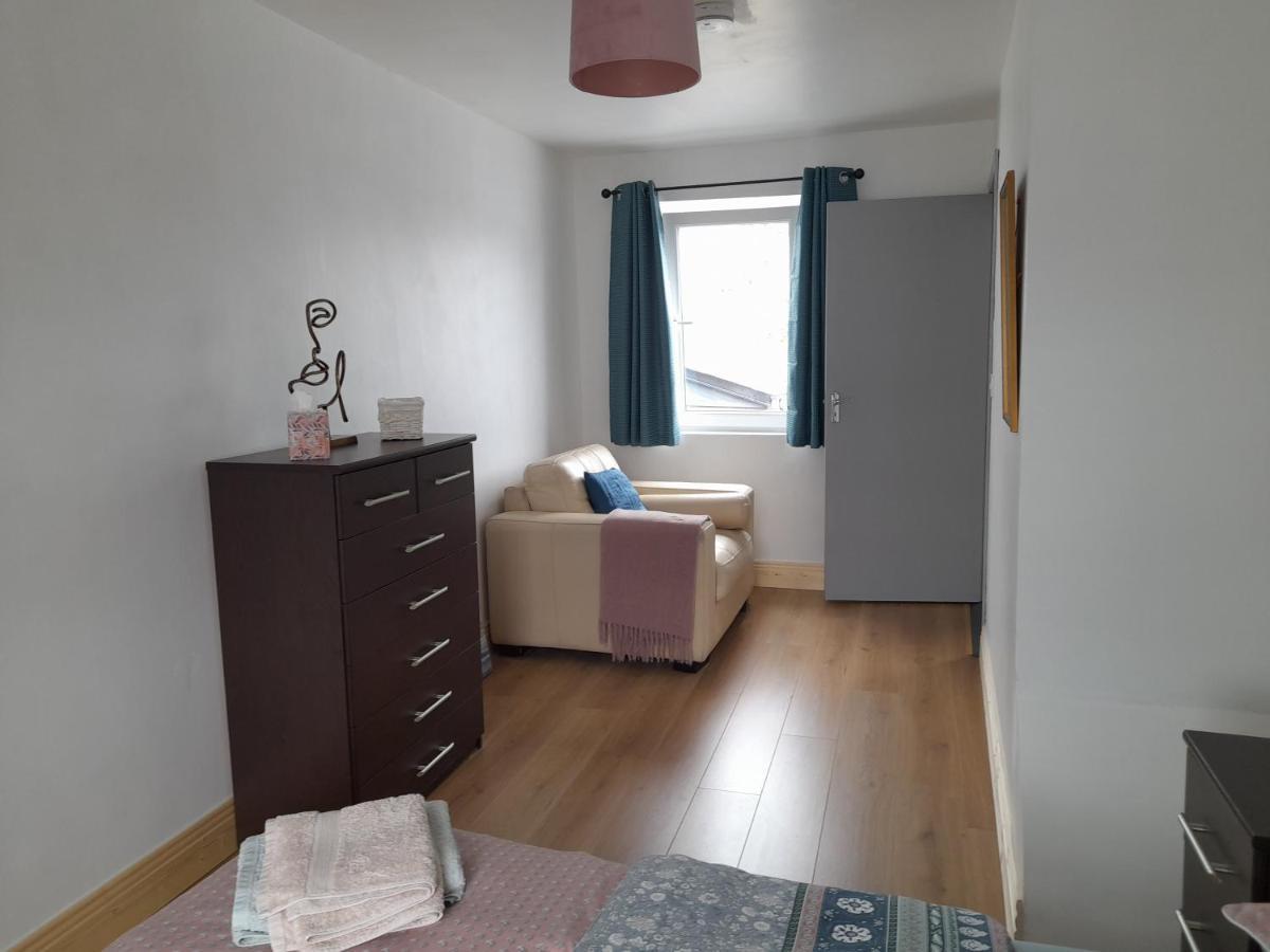 Central Town Apartment ウェックスフォード エクステリア 写真